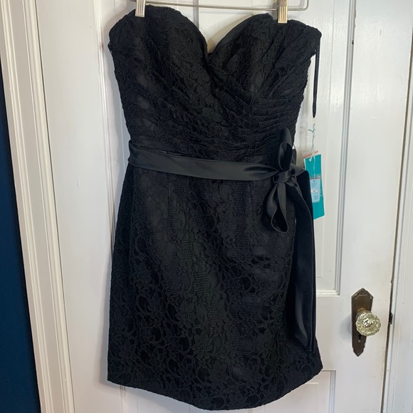 Affairs by Mori Lee Strapless Black Lace Dress 31002 New with tag Sz 16 - Picture 3 of 15